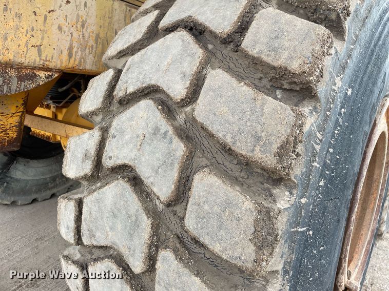 image for item LS9333 1998 Volvo A35C  haul truck