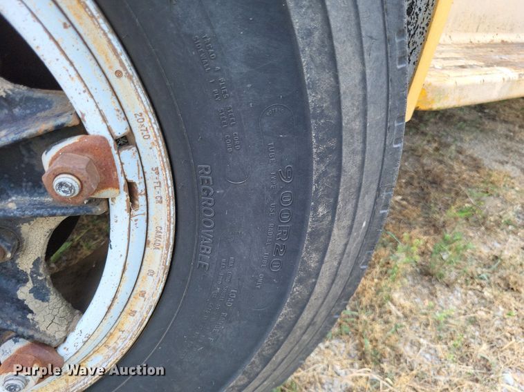 image for item LS9574 1988 Ford F800  dump truck