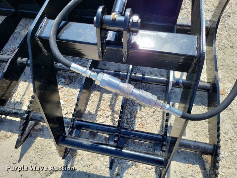 image for item LS9583 Patriot  skid steer grapple bucket