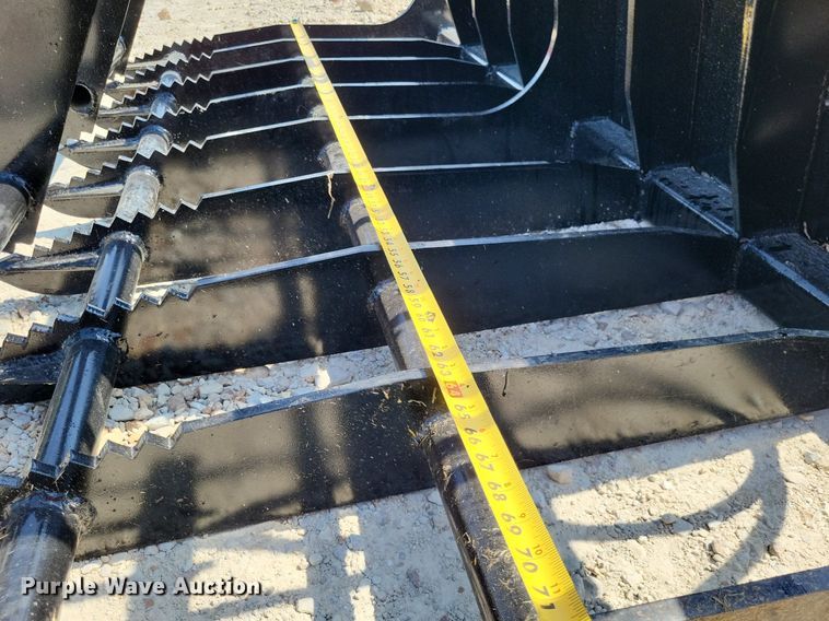 image for item LS9583 Patriot  skid steer grapple bucket