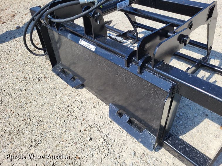 image for item LS9584 Patriot  skid steer grapple bucket