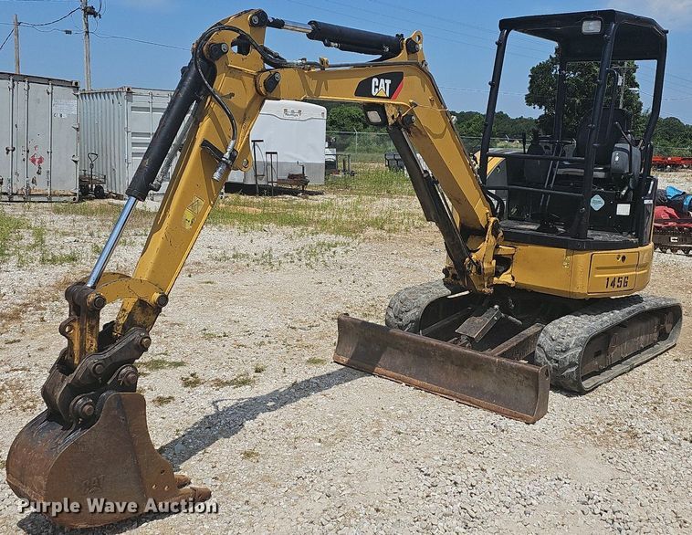 image for item LW9697 2015 Caterpillar 303E CR  mini excavator