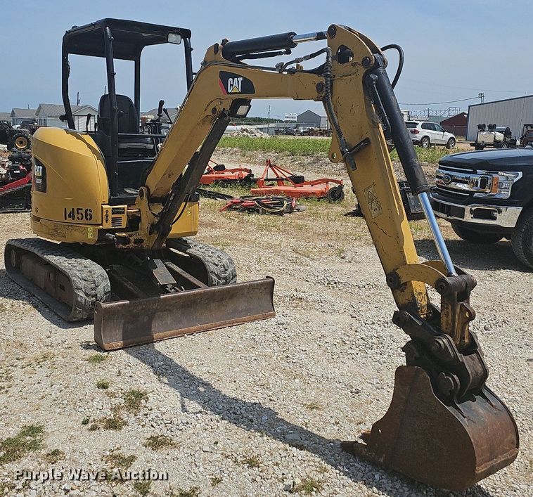 image for item LW9697 2015 Caterpillar 303E CR  mini excavator