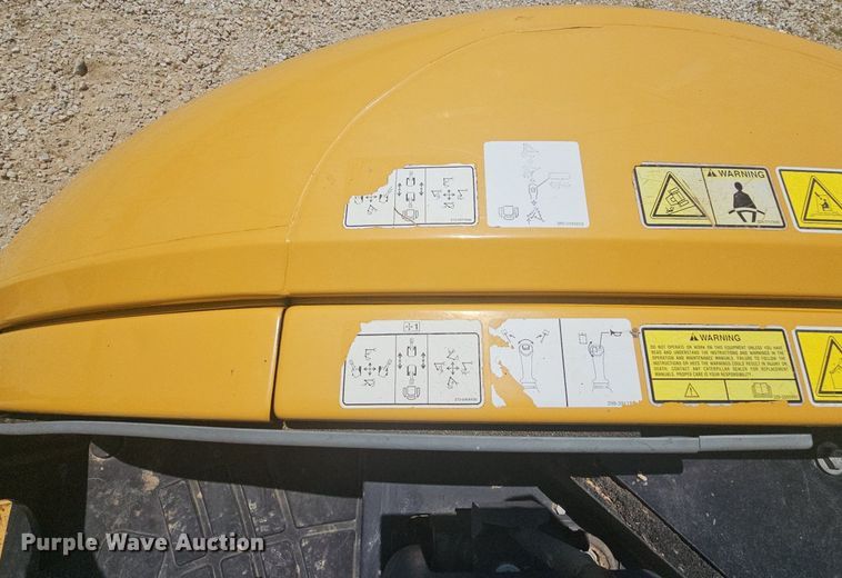 image for item LW9697 2015 Caterpillar 303E CR  mini excavator