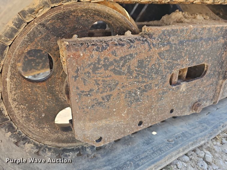 image for item LW9697 2015 Caterpillar 303E CR  mini excavator