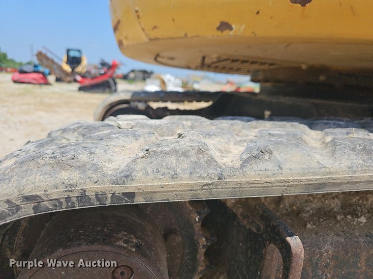 image for item LW9697 2015 Caterpillar 303E CR  mini excavator