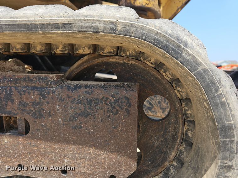 image for item LW9697 2015 Caterpillar 303E CR  mini excavator