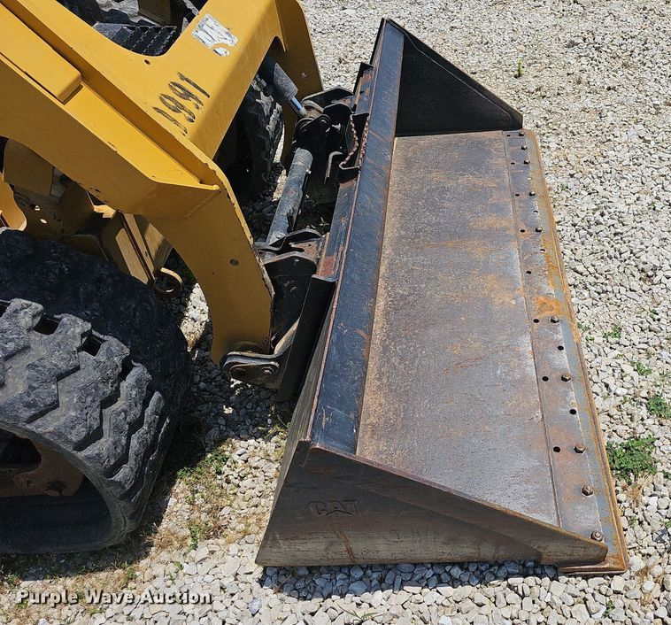 image for item LW9698 2014 Caterpillar 236D  tracked skid steer loader