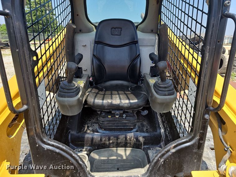 image for item LW9698 2014 Caterpillar 236D  tracked skid steer loader