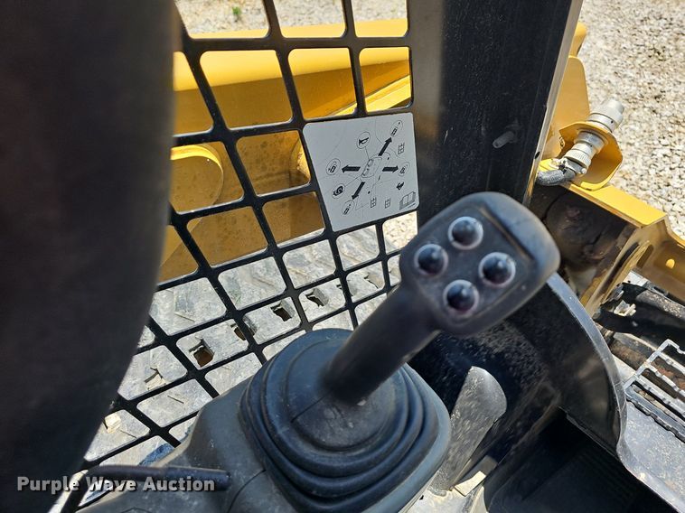 image for item LW9698 2014 Caterpillar 236D  tracked skid steer loader