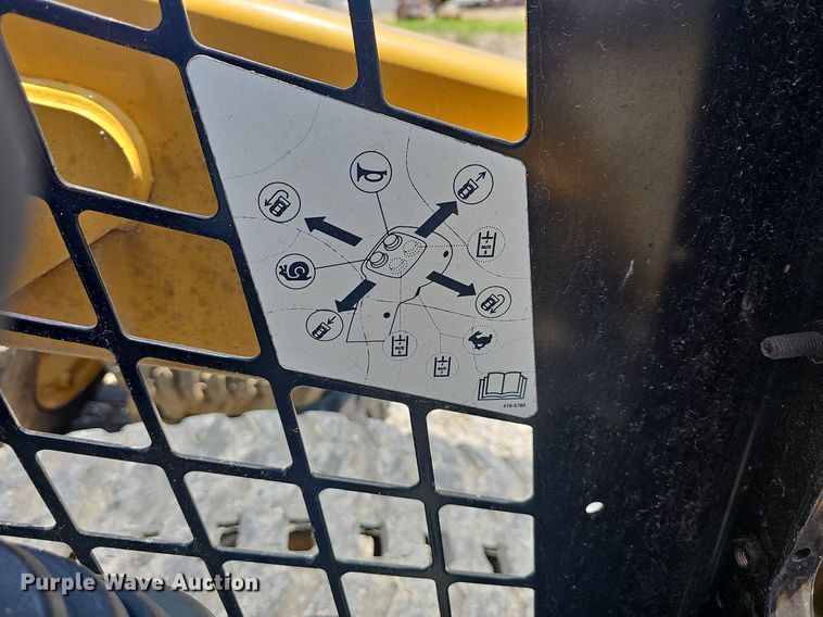 image for item LW9698 2014 Caterpillar 236D  tracked skid steer loader