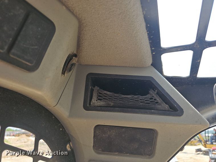 image for item LW9698 2014 Caterpillar 236D  tracked skid steer loader