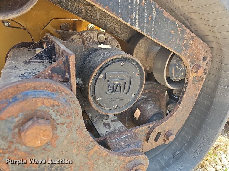 image for item LW9698 2014 Caterpillar 236D  tracked skid steer loader