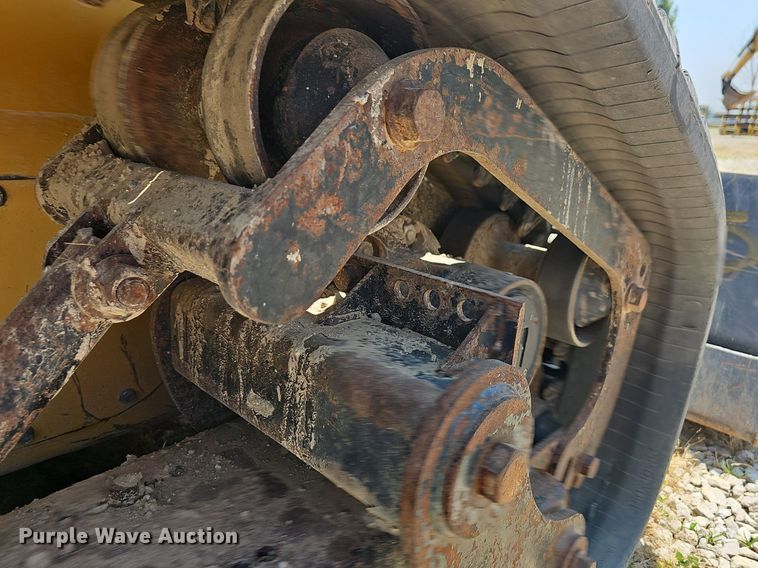 image for item LW9698 2014 Caterpillar 236D  tracked skid steer loader