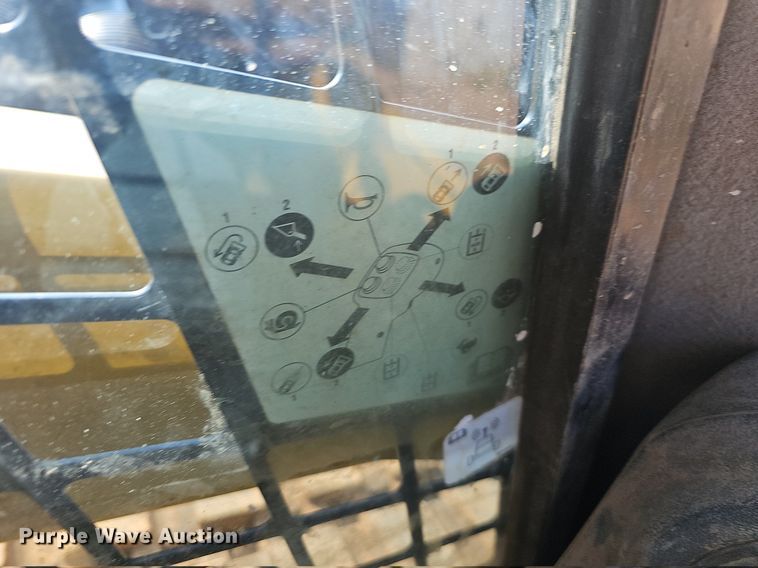 image for item LW9733 2019 Caterpillar 299D2  tracked skid steer loader