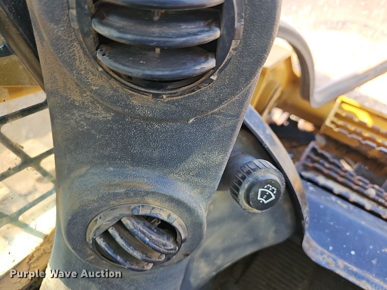 image for item LW9733 2019 Caterpillar 299D2  tracked skid steer loader