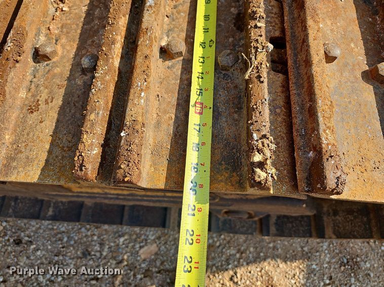 image for item LW9734 2004 Caterpillar 953C  track loader