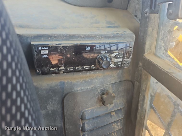 image for item LW9735 2019 Caterpillar 299D3  tracked skid steer loader