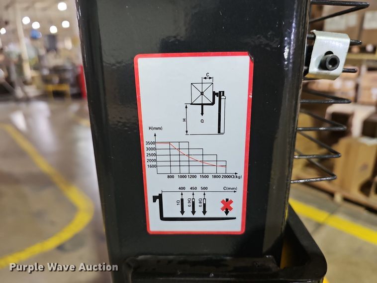 image for item LW9746 Electric pallet jack