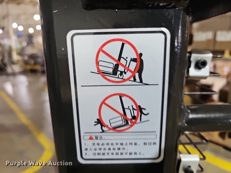 image for item LW9746 Electric pallet jack