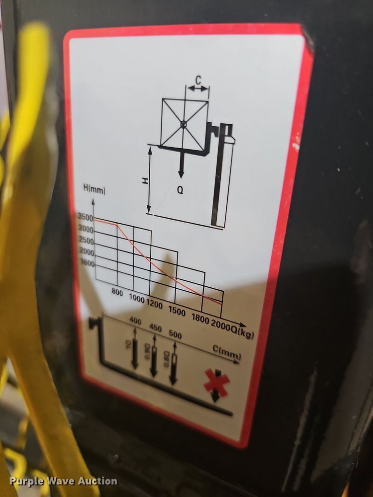 image for item LW9747 Electric pallet jack