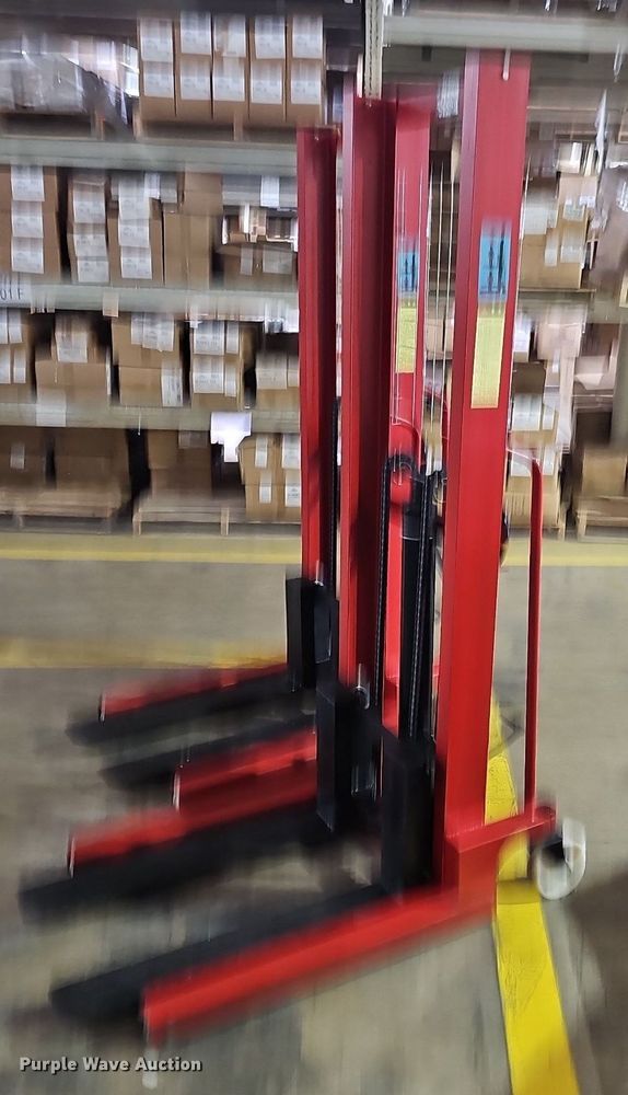 image for item LW9748 (2) pallet jacks