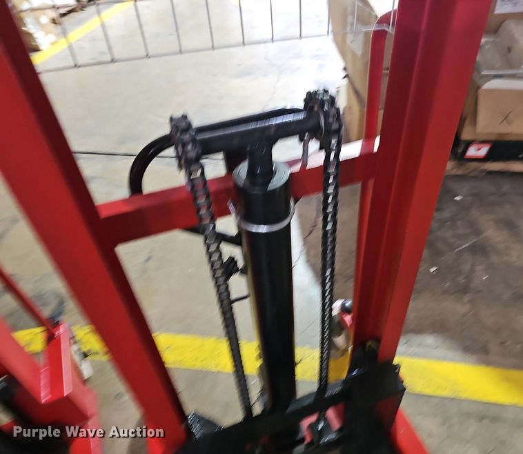 image for item LW9748 (2) pallet jacks