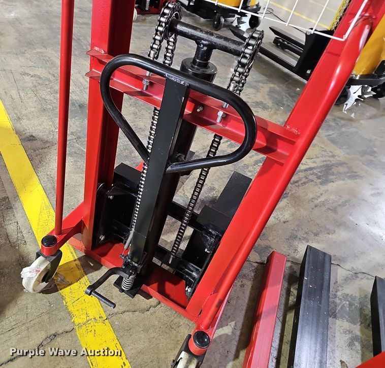 image for item LW9748 (2) pallet jacks
