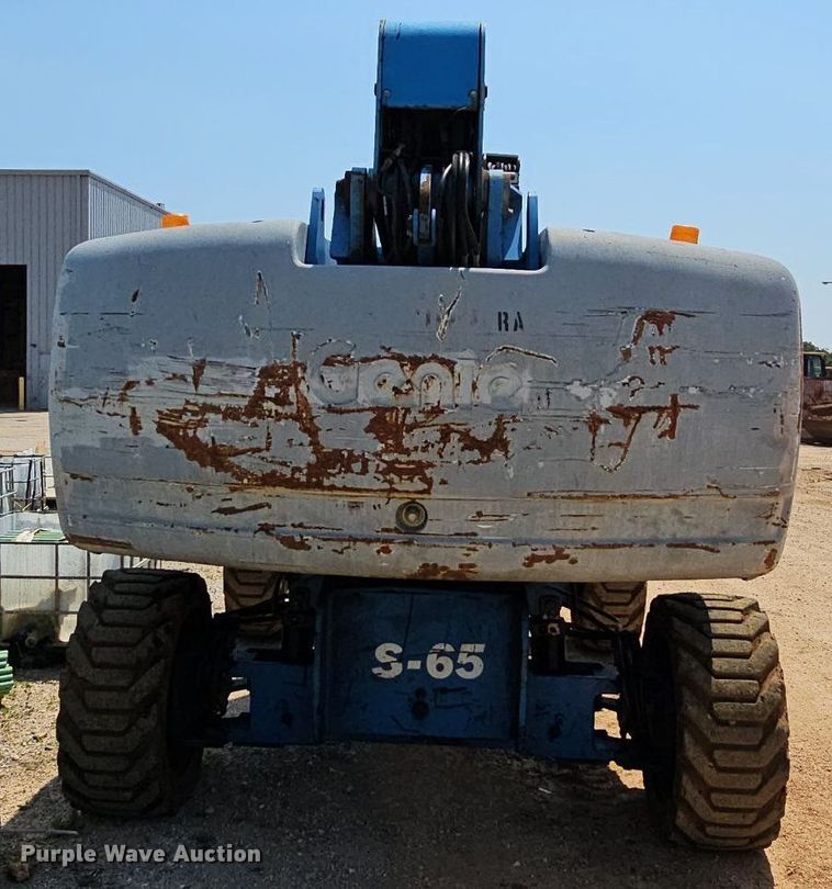 image for item LW9751 2005 Genie S65  boom lift