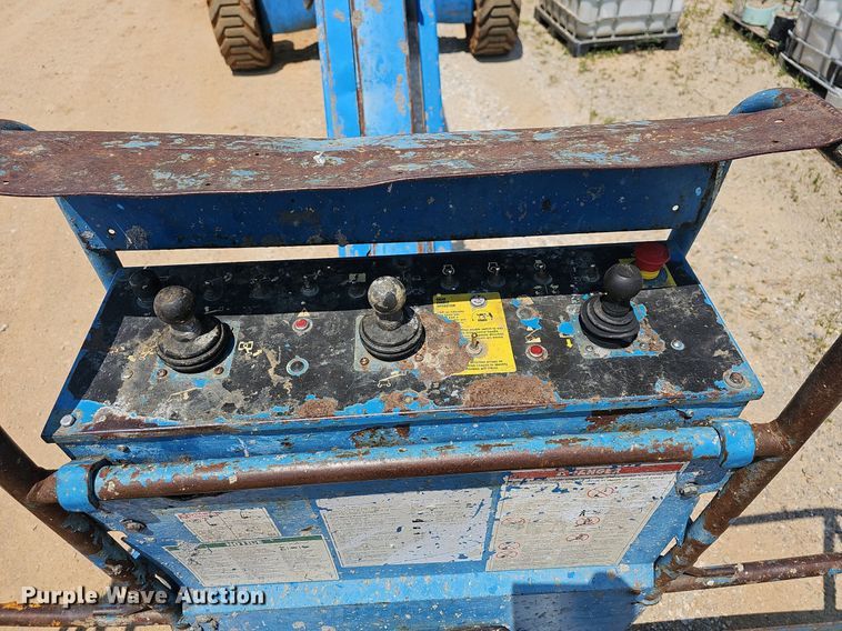 image for item LW9751 2005 Genie S65  boom lift