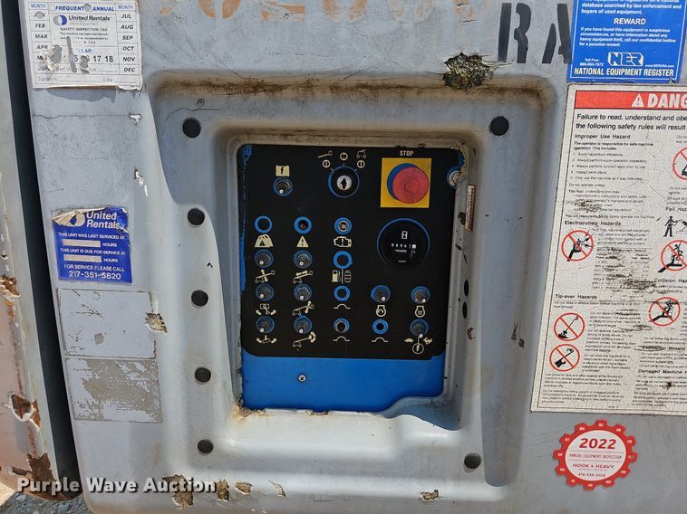 image for item LW9751 2005 Genie S65  boom lift