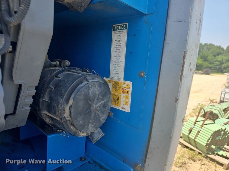 image for item LW9751 2005 Genie S65  boom lift