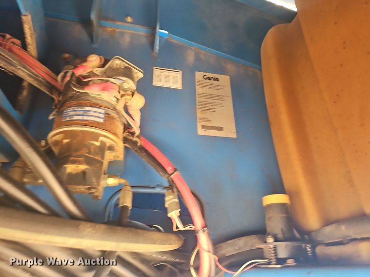 image for item LW9751 2005 Genie S65  boom lift