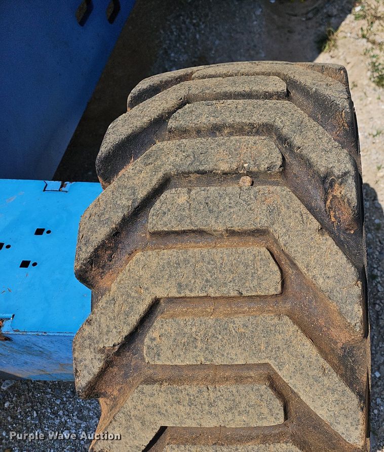 image for item LW9751 2005 Genie S65  boom lift