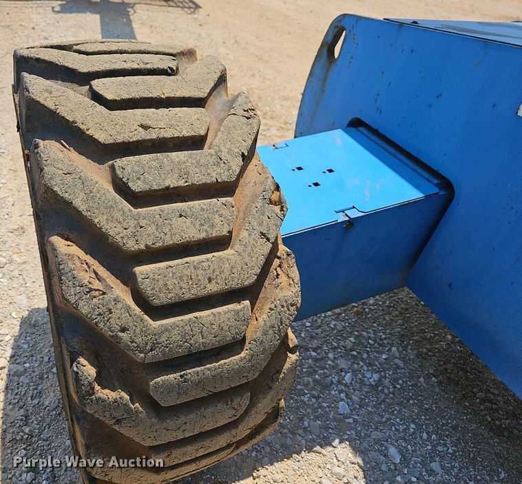 image for item LW9751 2005 Genie S65  boom lift