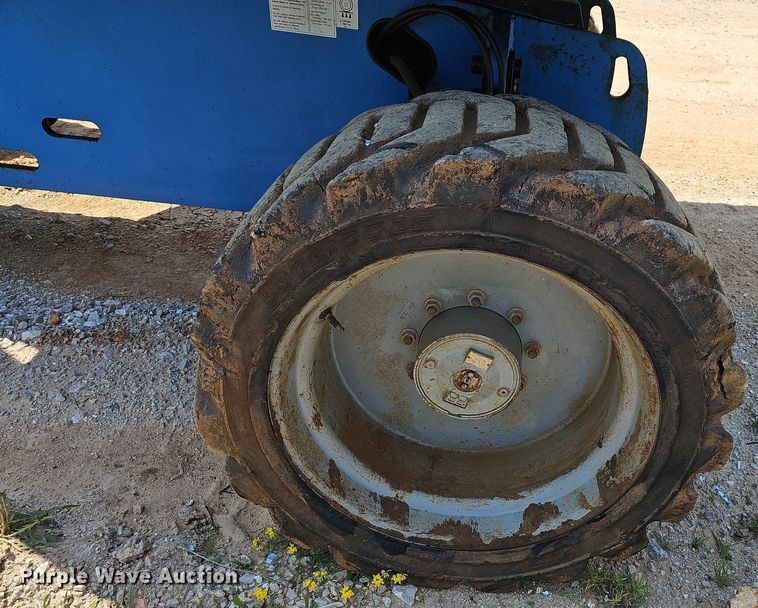 image for item LW9751 2005 Genie S65  boom lift