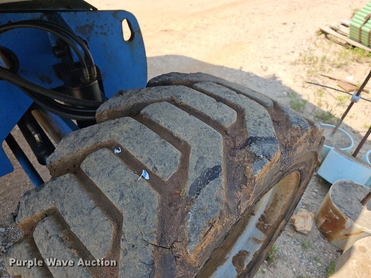 image for item LW9751 2005 Genie S65  boom lift