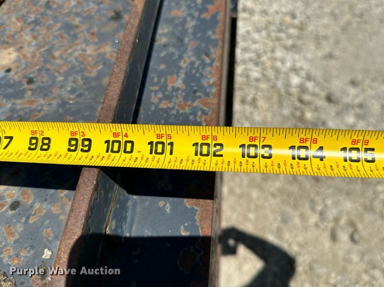 image for item MB9575 2005 Freightliner Business Class M2  drilling rig truck