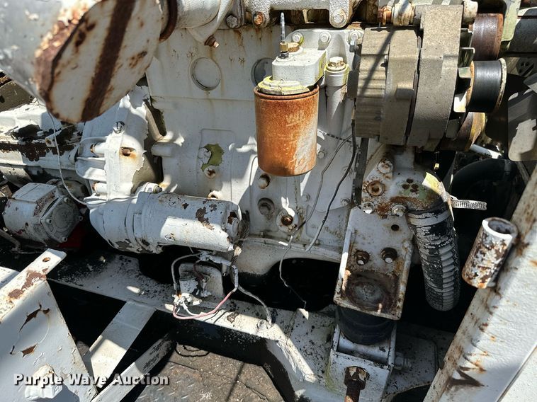 image for item MB9575 2005 Freightliner Business Class M2  drilling rig truck