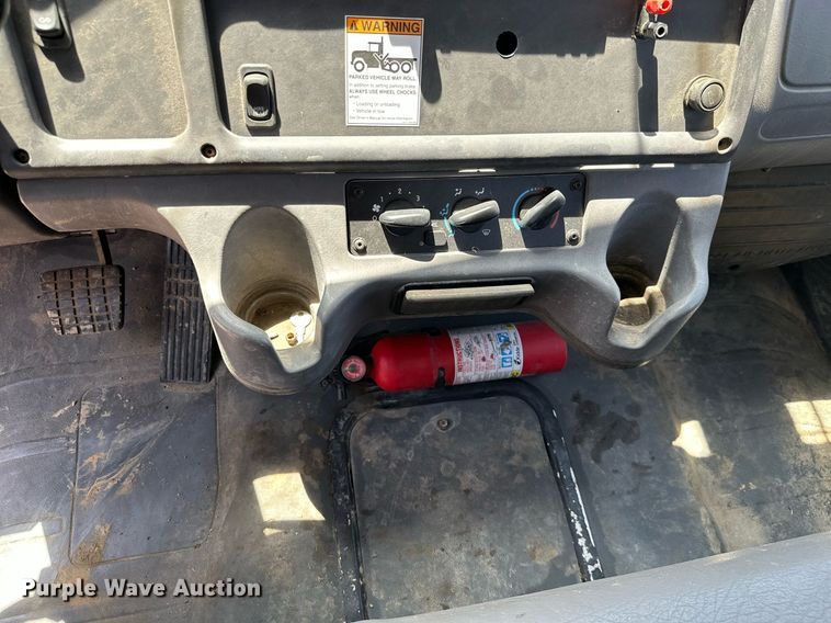 image for item MB9575 2005 Freightliner Business Class M2  drilling rig truck