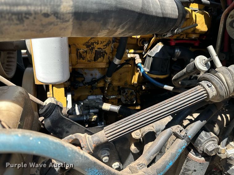 image for item MB9575 2005 Freightliner Business Class M2  drilling rig truck