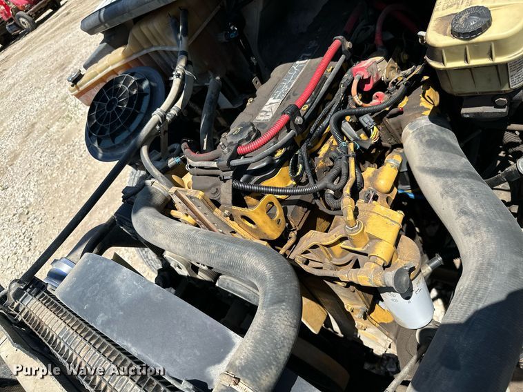 image for item MB9575 2005 Freightliner Business Class M2  drilling rig truck