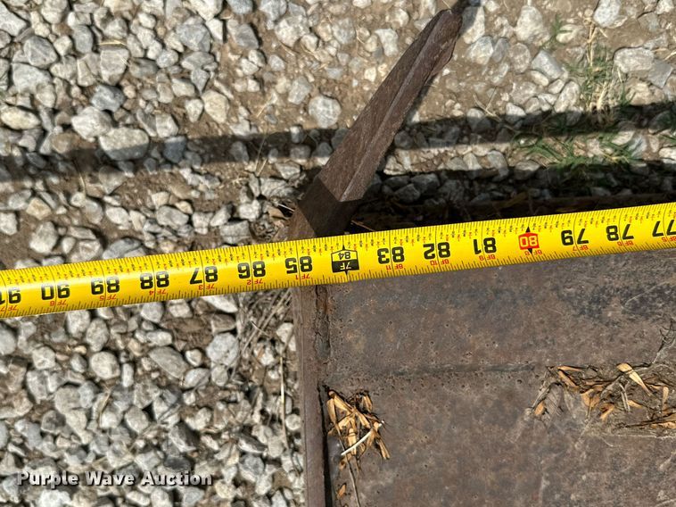 image for item MB9647 Skid steer grapple bucket