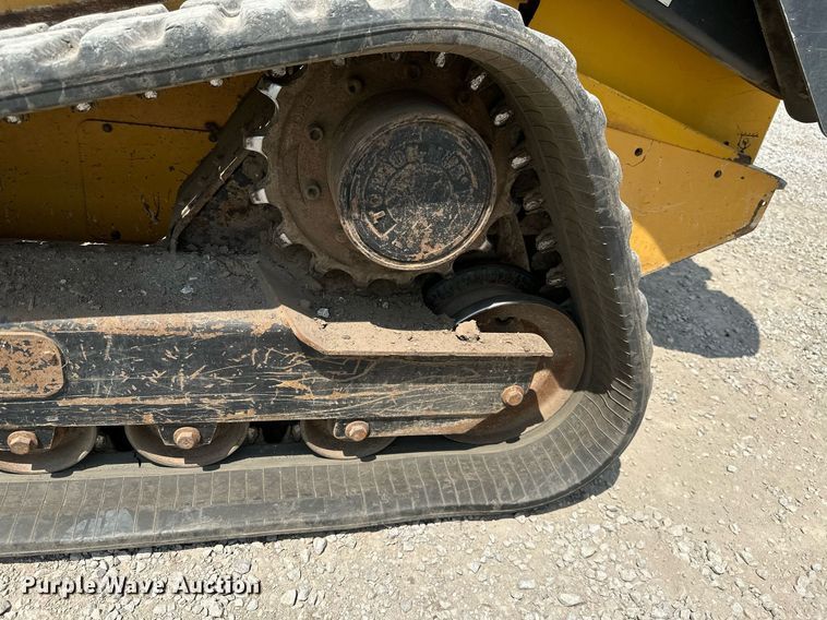 image for item MB9649 2011 John Deere 329D  tracked skid steer loader