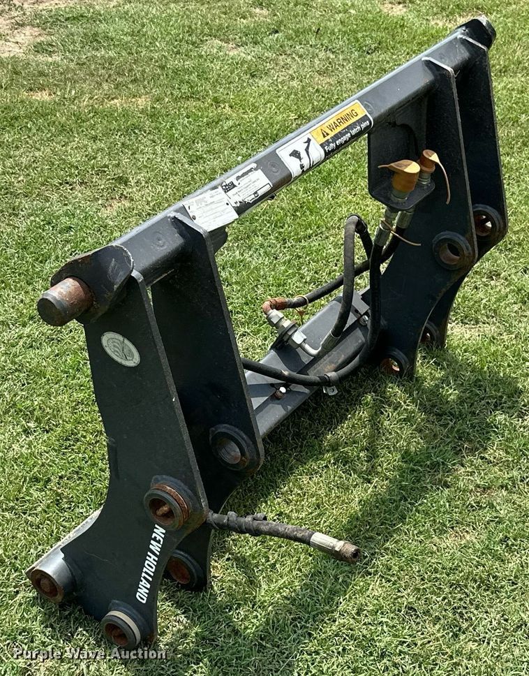 image for item MB9651 2006 Paladin 87365241  quick coupler