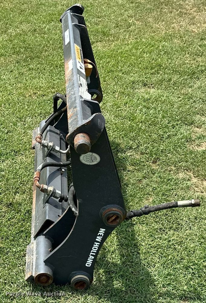 image for item MB9651 2006 Paladin 87365241  quick coupler