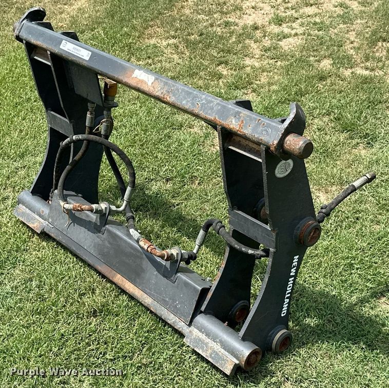 image for item MB9651 2006 Paladin 87365241  quick coupler