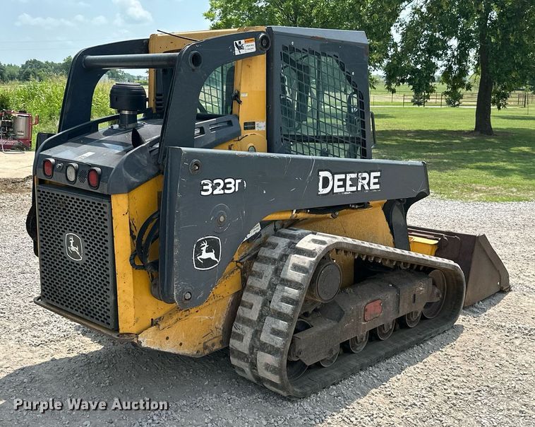 image for item MB9653 2011 John Deere 323D  tracked skid steer loader