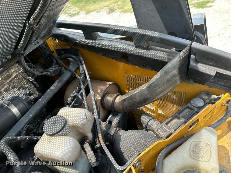 image for item MB9653 2011 John Deere 323D  tracked skid steer loader