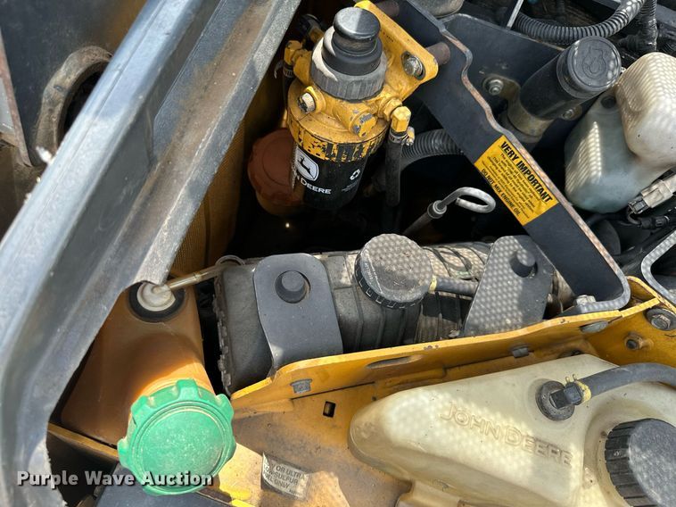 image for item MB9653 2011 John Deere 323D  tracked skid steer loader